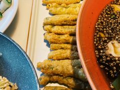 咸蛋黄四季豆-初蓉丨遇见新川菜(亲贤街荣耀店)