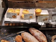 -巴黎贝甜(大宁国际商业广场店)