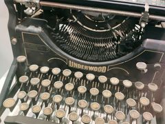 -陆汉斌打字机博物馆