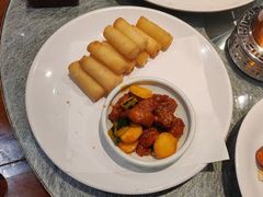 炸奶卷拼咕咾肉-猪肉婆私房菜(容桂总店)
