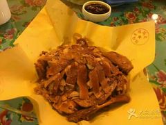 烧大鹅-闯关东东北农家菜(崂山石老人店)