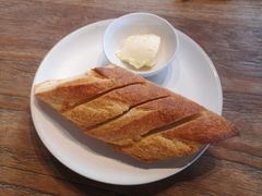 -ROAST coffee & eatery