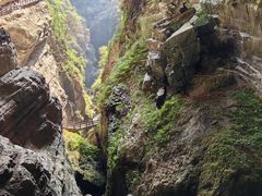 -龙水峡地缝景区