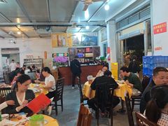 -烧鹅妹饭店