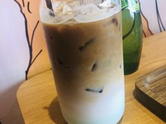 -ZING COFFEE 镜咖啡