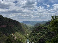 -爱情山风景区