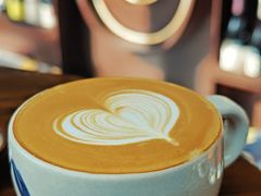 -Brut Eatery Wine Bar & Restaurant (建国东路店)