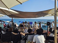 -银沙滩浴场
