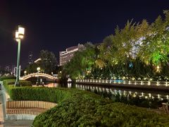 -泉城广场