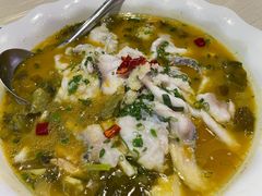 金汤酸菜鱼-怪怪龙虾·来自江苏盱眙(惊驾路店)