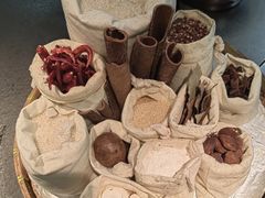 -龙宴海鲜城(经中路店)