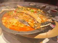 -鸣记脆皮烤鱼(三八广场店)