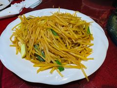 -蒙亨·阿木图赛(乌兰察布天恒广场店)