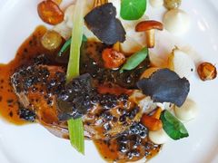 黑松露酱汁鹌鹑肉-The Ritz Restaurant