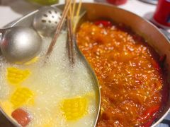 鸳鸯锅-钢管厂五区小郡肝串串香火锅(人民广场店)