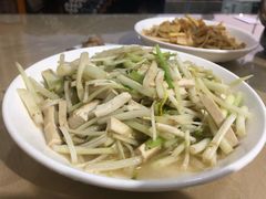 -天乐农家鱼头王(天目湖店)