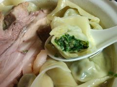 荠菜肉馄饨-潘国仙耳光馄饨(黄家阙路店)