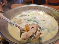 -陈大锅·岳阳鱼馆·地道岳阳菜(美食街店)