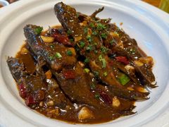 -黄泥岗·地道湖北菜(奥特莱斯店)