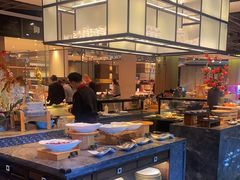 自助取餐区-金海湾自助餐厅(金陵饭店)