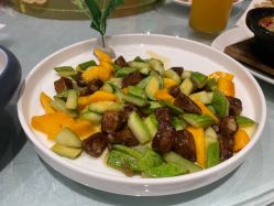 -鑫淼餐饮娱乐中心(江东街店)