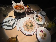 -穹六人间 people 6(岳阳路店)