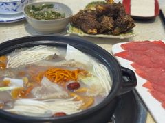 -九寨沟特色牦牛肉汤锅