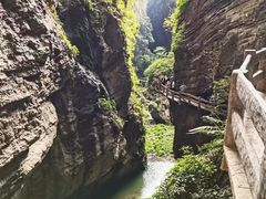 -龙水峡地缝景区