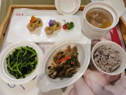 -喜喜月子(瑞虹天地店)