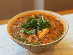 -粉八·云南米线·建水烧烤(常熟路店)