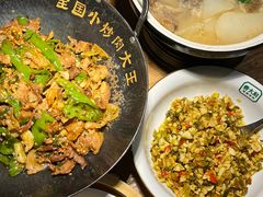 -费大厨辣椒炒肉(万家丽一店)
