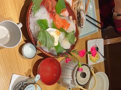 -花和海鲜自助(梅江店)