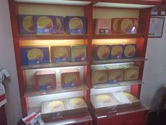 -香港元朗荣华月饼(十八甫路店)
