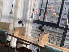 -两知·自习室(三峡广场总店)