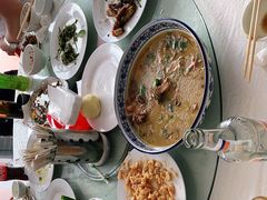 -华龙特色大骨鸡农家菜馆