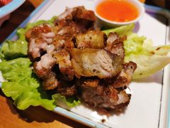 脆皮五花肉-在老街·淮安大排档·甜麻干煸龙虾·烧烤(河下古镇店)