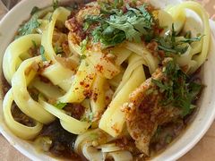 新疆凉皮-维吾尔餐厅(宜山路店)