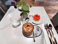 -潮一不贰·法式甜品·生日蛋糕·西式简餐(外滩店)