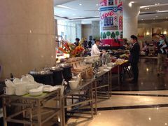 -天津滨海圣光皇冠假日酒店 霞·日餐厅
