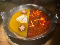 台式麻辣锅-湊湊火锅·茶憩(杭州湖滨银泰in77店)
