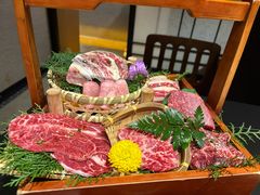 -山川小町·极番烧肉(新地假日广场店)