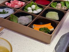 -海底捞火锅(杭州庆春路夜宵主题店)