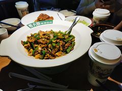 -费大厨辣椒炒肉(吉联MALL店)