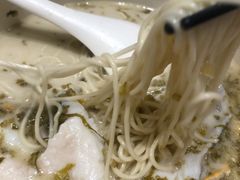 黄鱼面-新吉士·上海菜(浦东LCM置汇旭辉店)