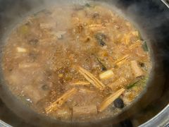 -三里屯土灶炖公鸡地锅鸡(江东店)