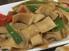 -周家大连水饺(美专校街店)
