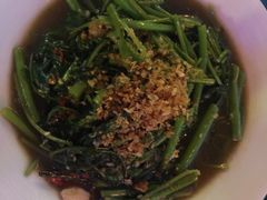 -Pakwan Restaurant & Bar