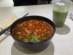 -牵人麻辣粉(粉巷店)