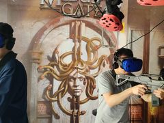 -VR+乐园·VR电竞·家庭亲子·密室逃脱·轰趴团建