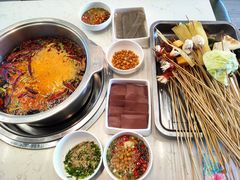 -签签飞串串火锅